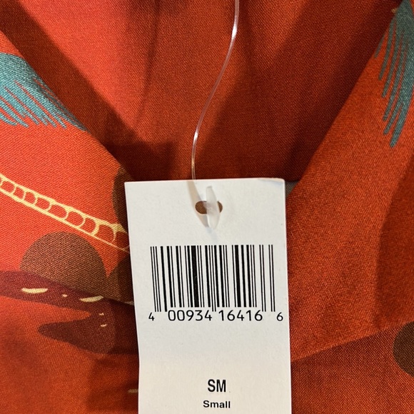 Disney Mickey Mouse Hawaiian theme button down shirt size Small - Picture 7 of 13